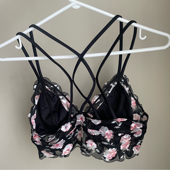 NWOT PINK Victoria’s Secret Unlined Satin Lace Bralette, Floral Pink/Black - Picture 7 of 10